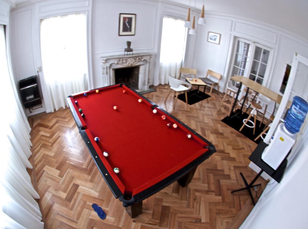 Salvador Hostal & Cafe Сантьяго Экстерьер фото