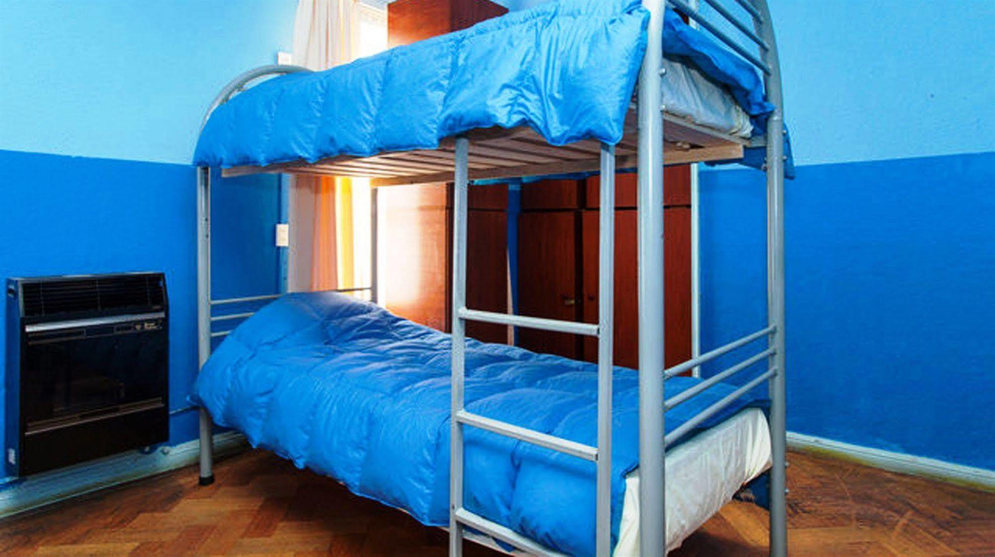 Salvador Hostal & Cafe Сантьяго Экстерьер фото